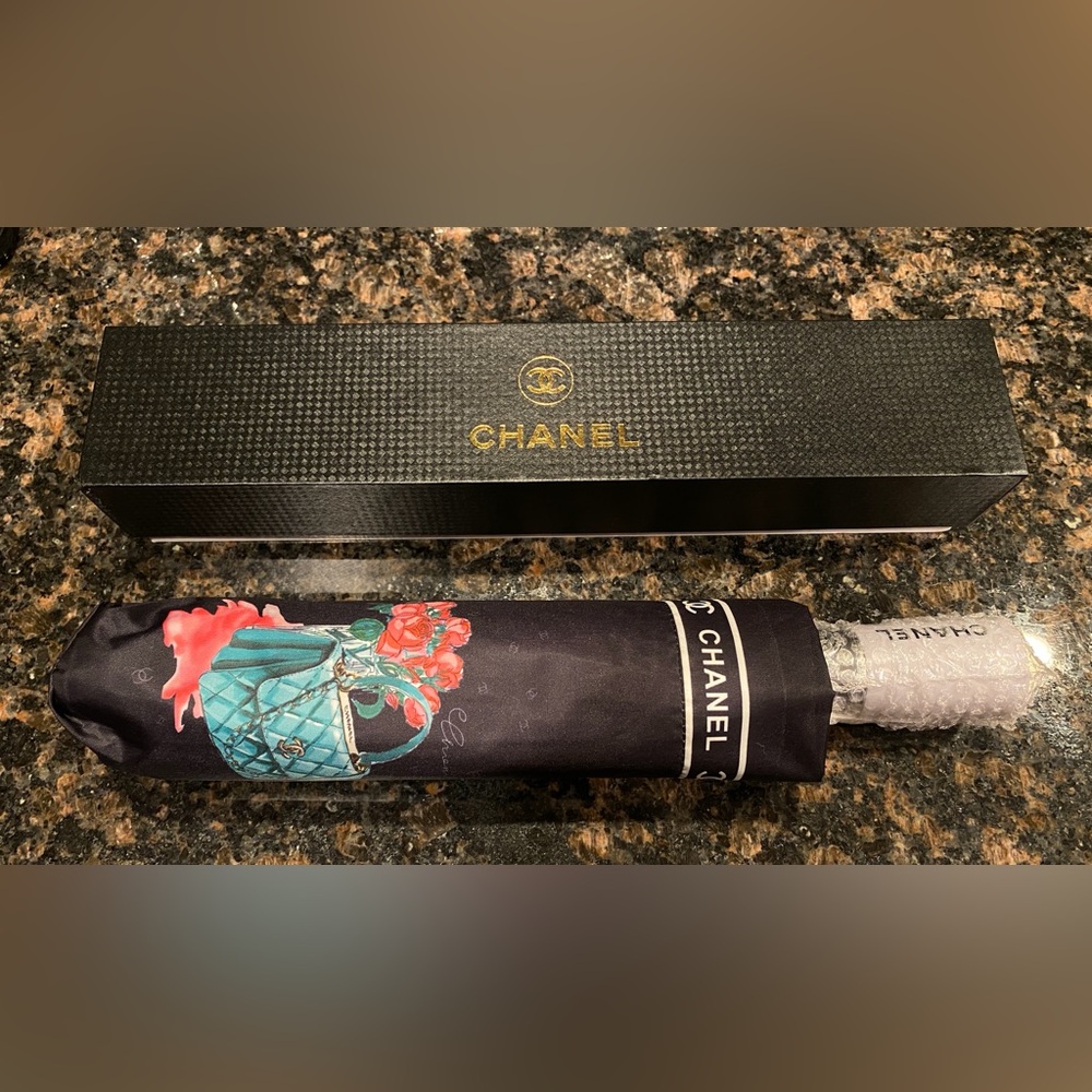 Umbrella CC VIP Gift Brand new in box